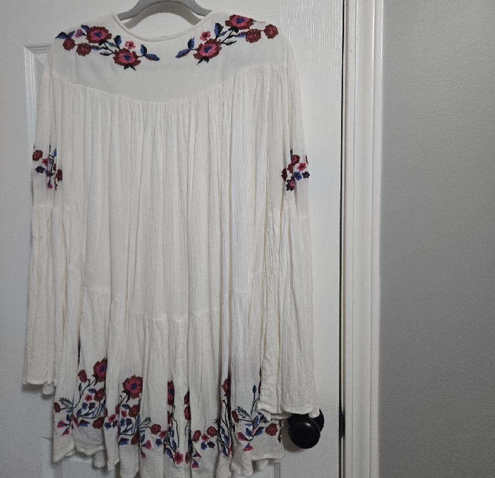 (31)FREE PEOPLE - Picture 6 of 6